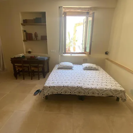 Apartament Spa Roquemaure *