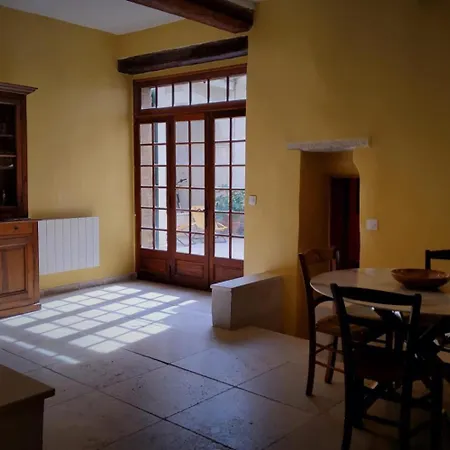 Proche Avignon Apartamento *